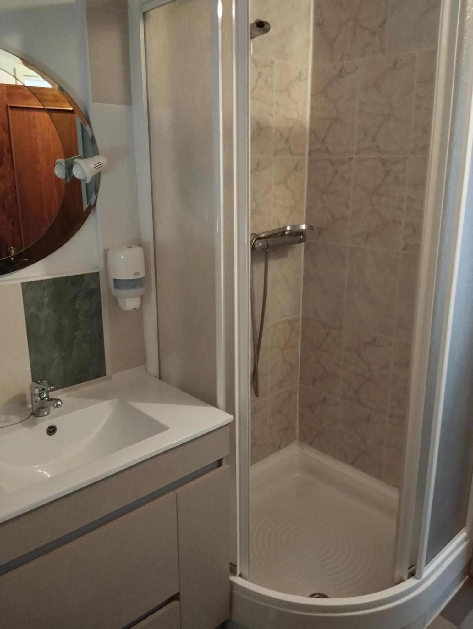 Hostal Bordillas Pomaluengo Zewnętrze zdjęcie