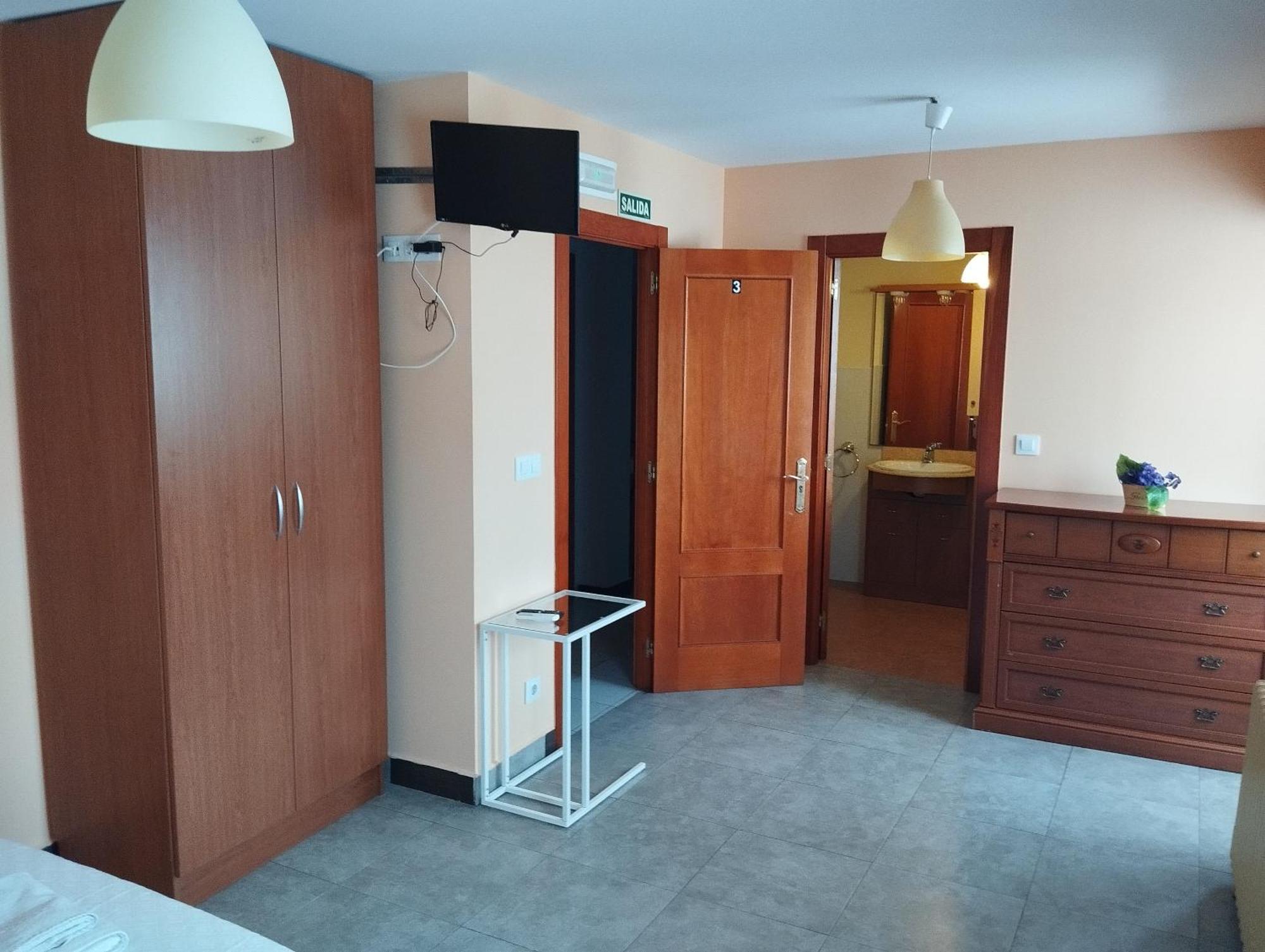 Hostal Bordillas Pomaluengo Zewnętrze zdjęcie
