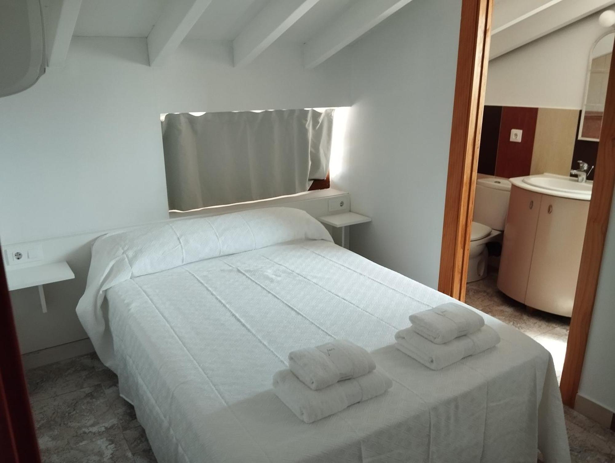 Hostal Bordillas Pomaluengo Zewnętrze zdjęcie
